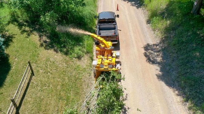 Browse Specs and more for the INTIMIDATOR™ 12XP Towable Hand-Fed Chipper - Bobcat of the Rockies
