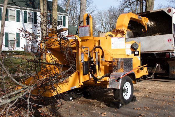 Browse Specs and more for the 200UC Towable Hand-Fed Chipper - Bobcat of the Rockies