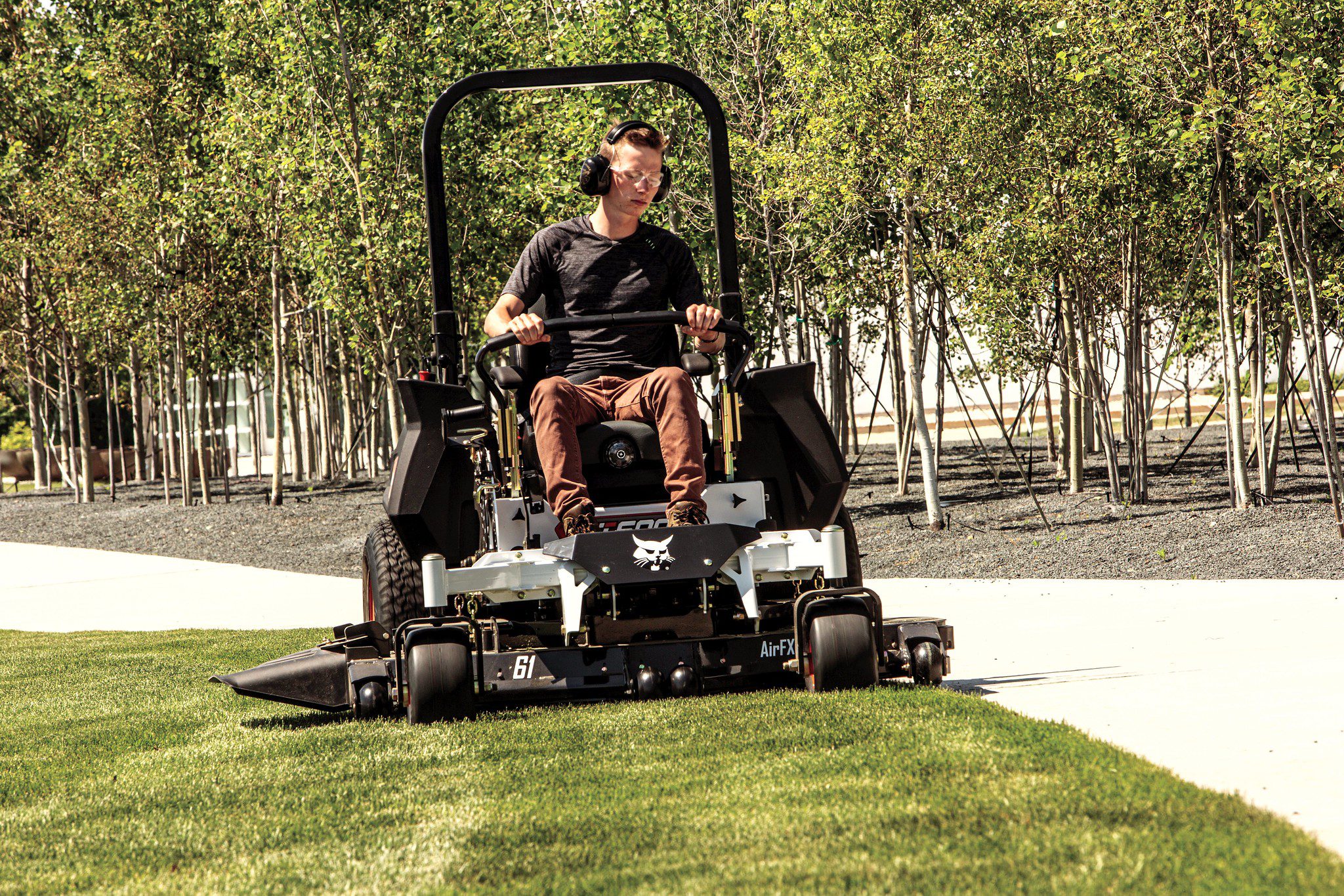 Browse Specs and more for the ZT6000 Zero-Turn Mower 61″ - Bobcat of the Rockies