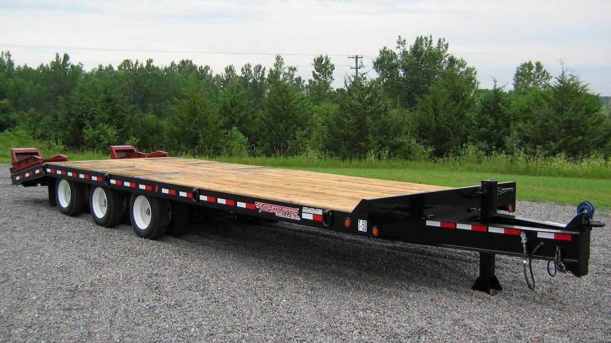 Browse Specs and more for the T-50 | 50LP Deck Over Trailer - Bobcat of the Rockies