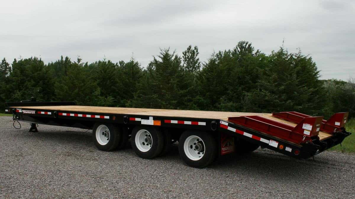 Browse Specs and more for the T-50 | 50LP Deck Over Trailer - Bobcat of the Rockies