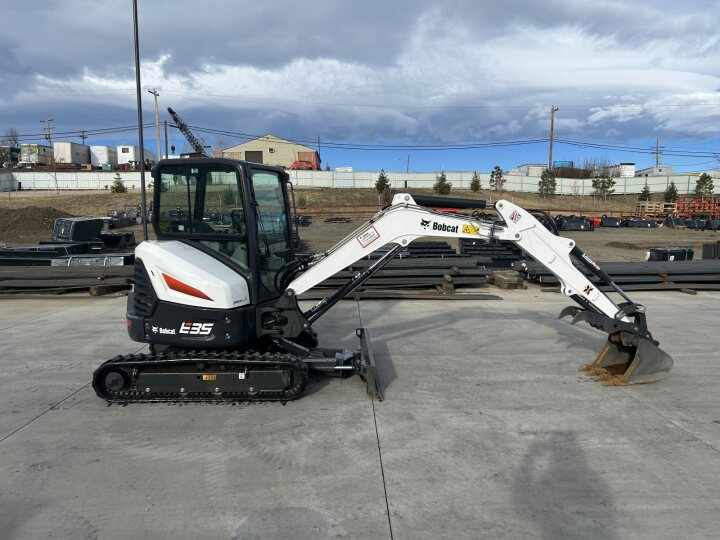 Buy A Used 2021 E35-U BOBCAT COMPACT EXCAVATOR