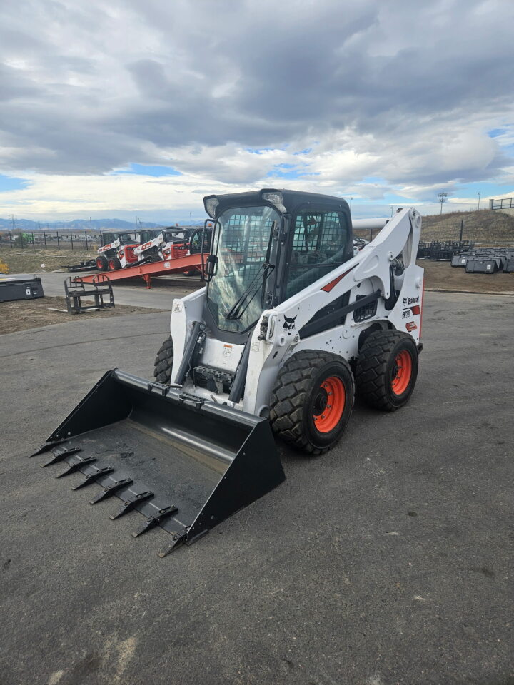 Buy a Used 2022 S770-R BOBCAT SKID-STEER LOADER - Bobcat of the Rockies