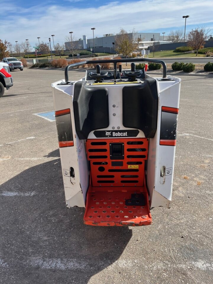 Buy a Used 2023 MT100-R MINI TRACK LOADER - Bobcat of the Rockies